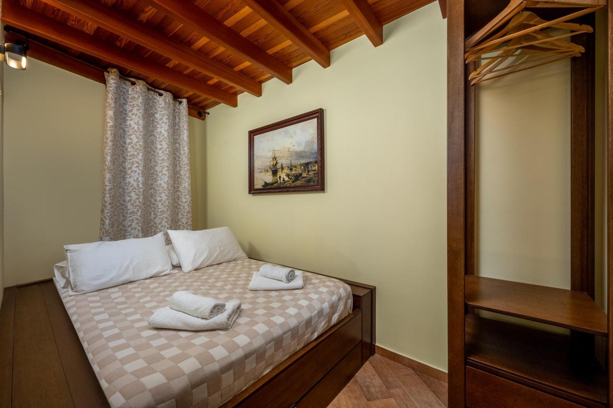 Suite Del Capitano Rhodes City Exteriör bild